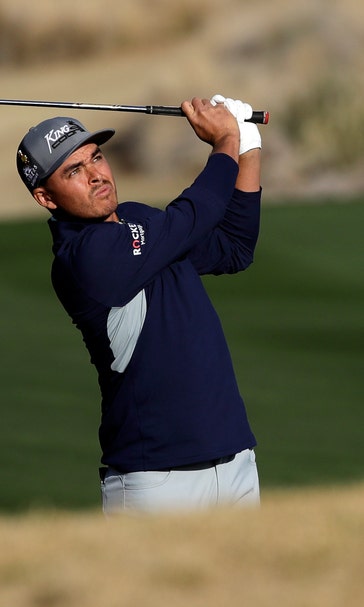 Rickie Fowler, Scottie Scheffler tied for lead in desert